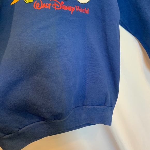 Vintage Walt Disney World Kid's 2000 Character Number Sweater Blue Size XL - Picture 5 of 13